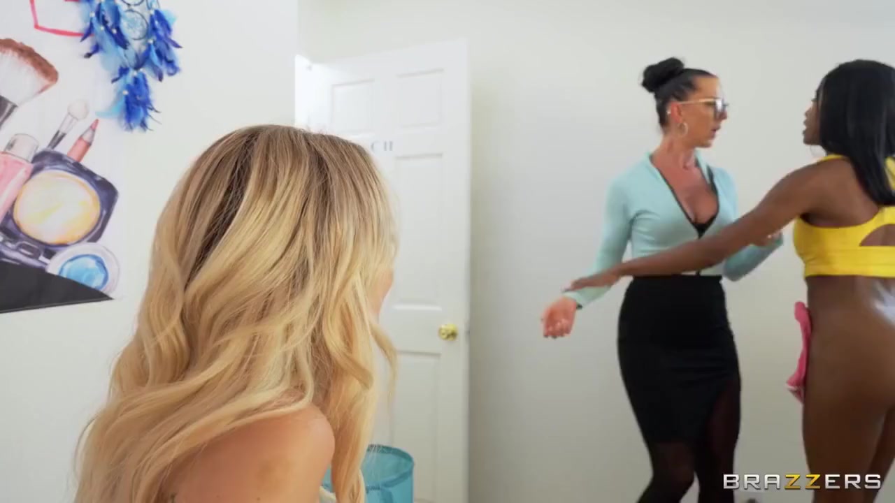 Dirty Dorm Debauchery Video - Nicole Kitt, Ricky Spanish And Charlotte Sins