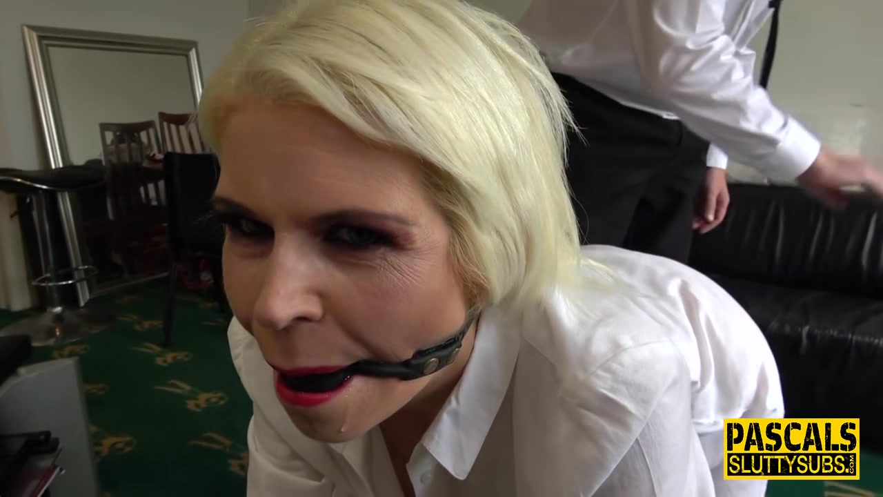 Throated and mouth jizzed sub gets paddled