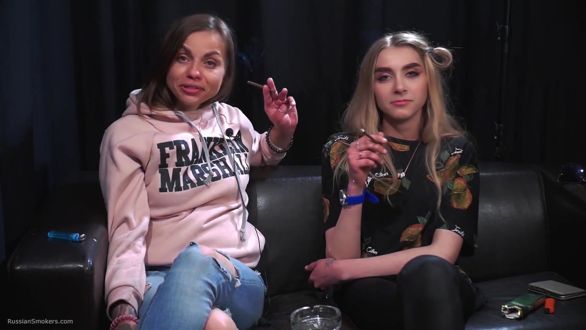 Two Friends Step mommies Are Smoking, Talking And Kissing For The First Time