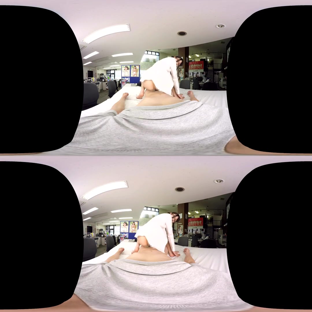 SOD Employee Momoka Kato Tries Her First VR Shoot! - Asian Office Sex