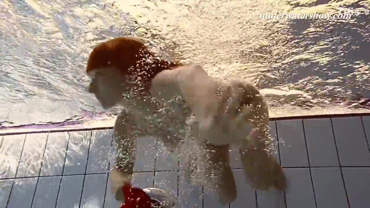 Babes Swim Freely And Naked Underwater