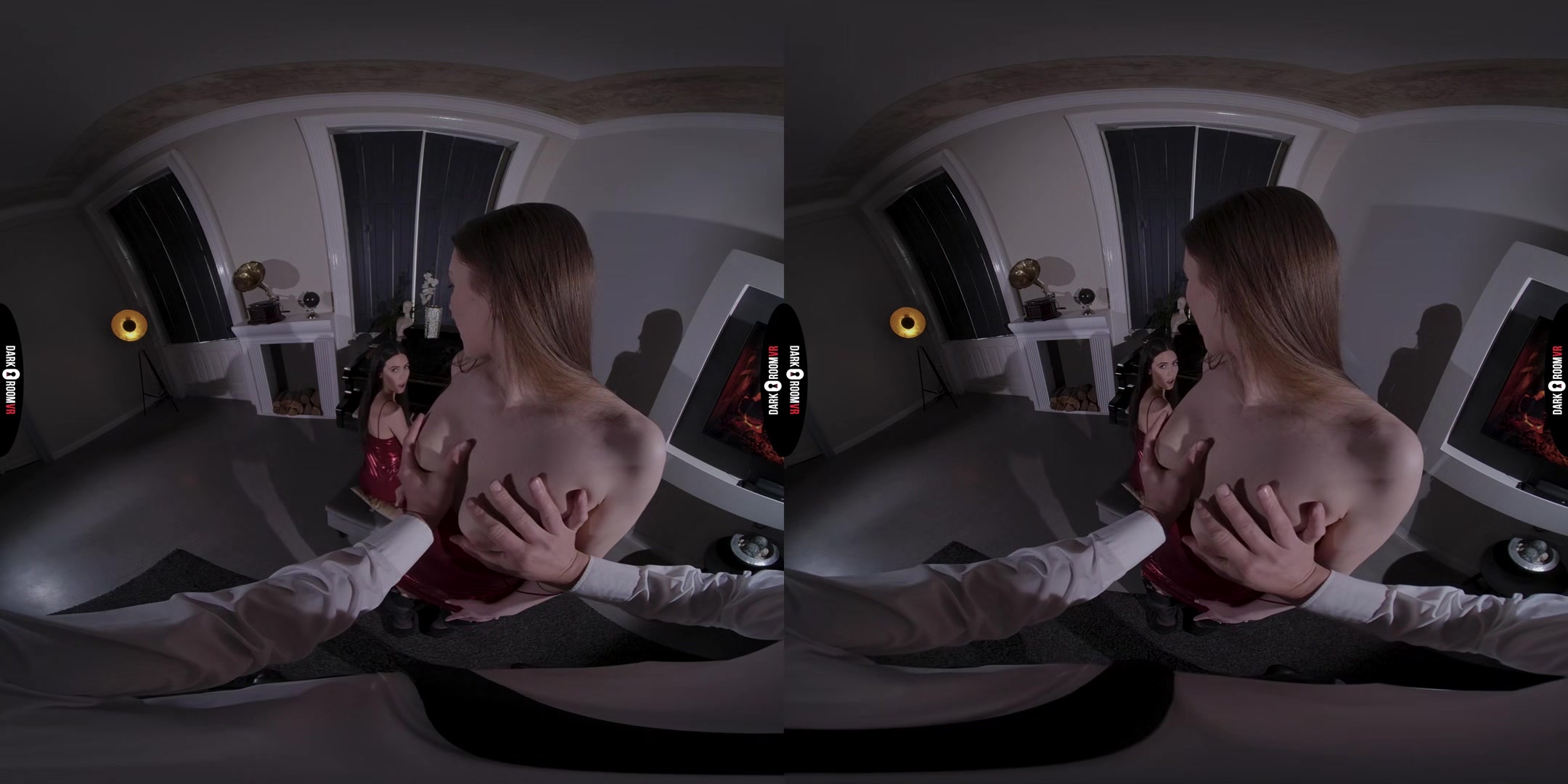Mia Split & Sandralyd VR Porn: Play Together Cum Together - DarkRoomVR