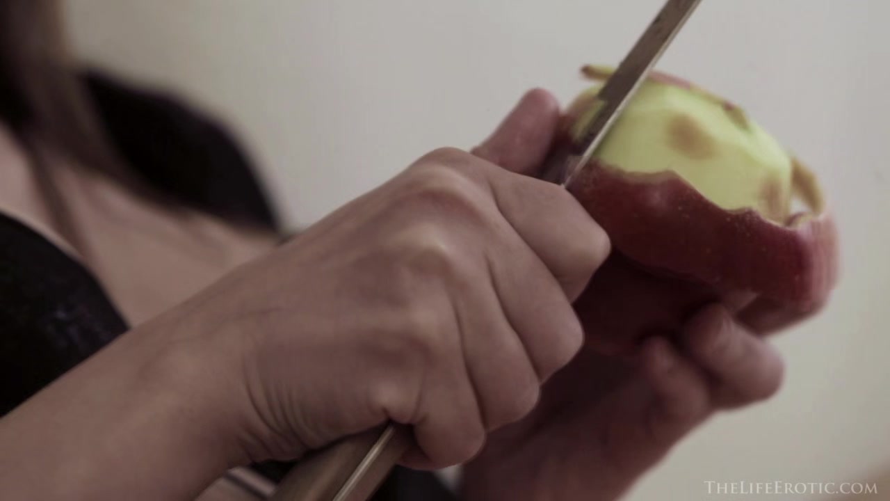 Sexual Hunger - Beata B - TheLifeErotic