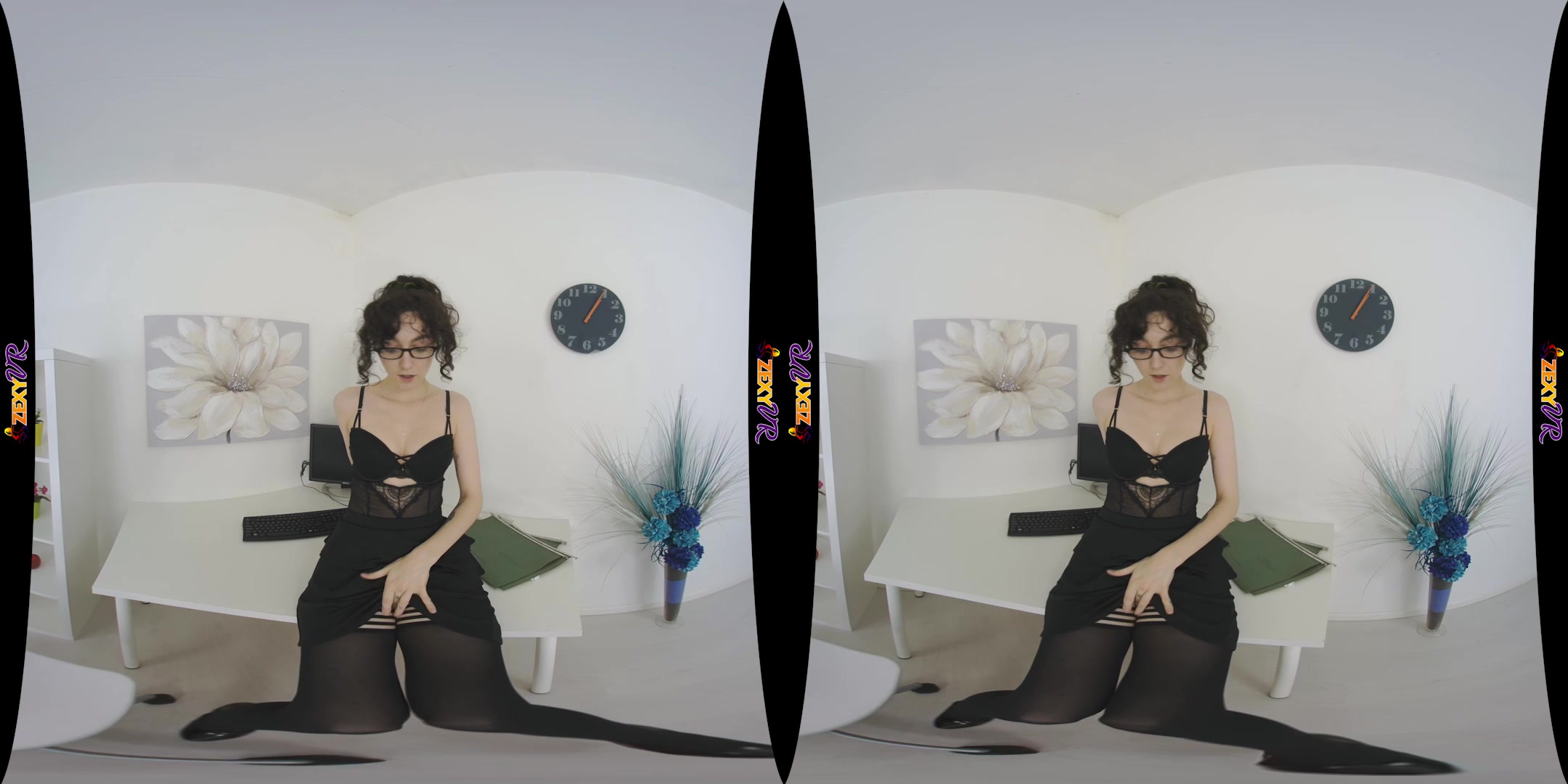 Personal Assistant featuring Millie Parker - ZexyVR