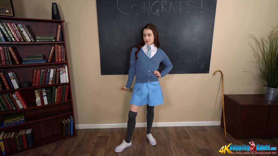 Lola Rae - Graduate, Masturbate! - BoppingBabes