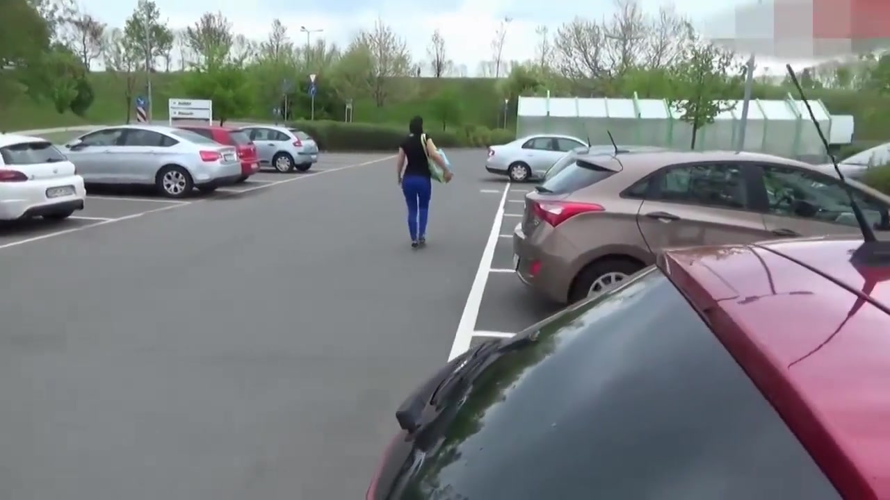 Mira Grey In Public Extrem
