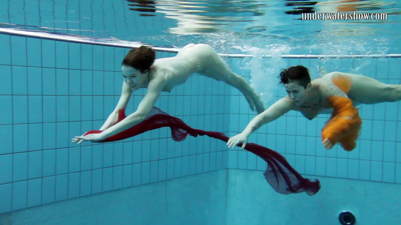 UnderwaterShow Video: Sara Bombina and Gazel Podvodkova