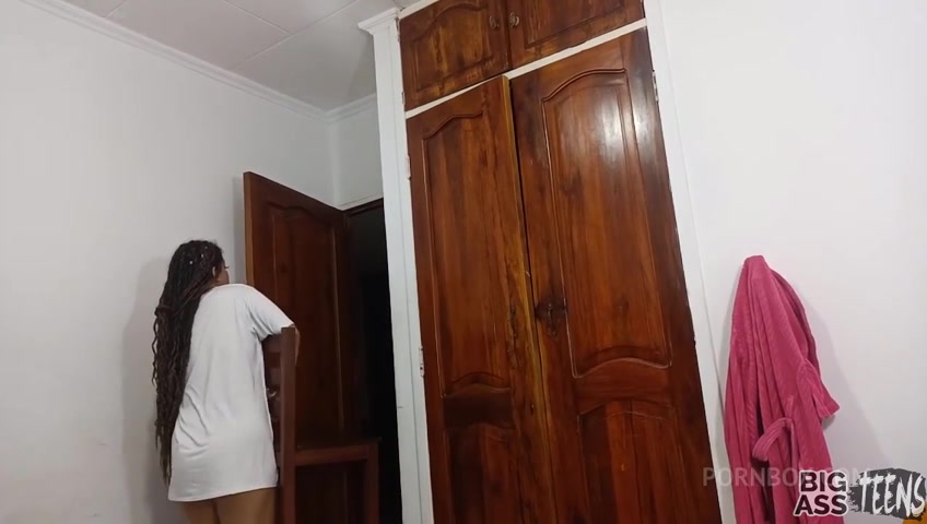 My cousin takes advantage of me once we are alone - PissVids