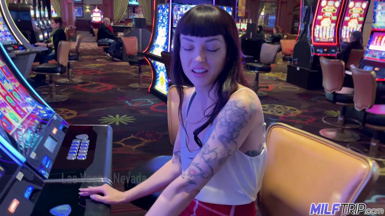 Cute MILF Jackpot