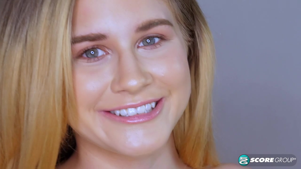 Hussy - Naughtymag