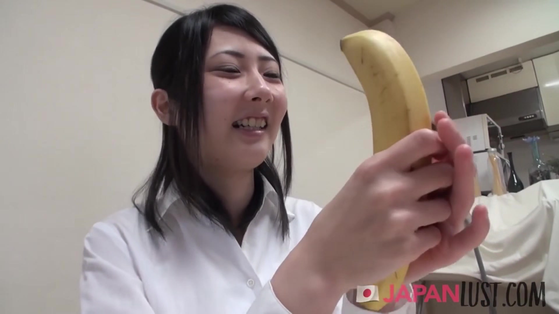 Skinny Japanese Cougar POV Sex
