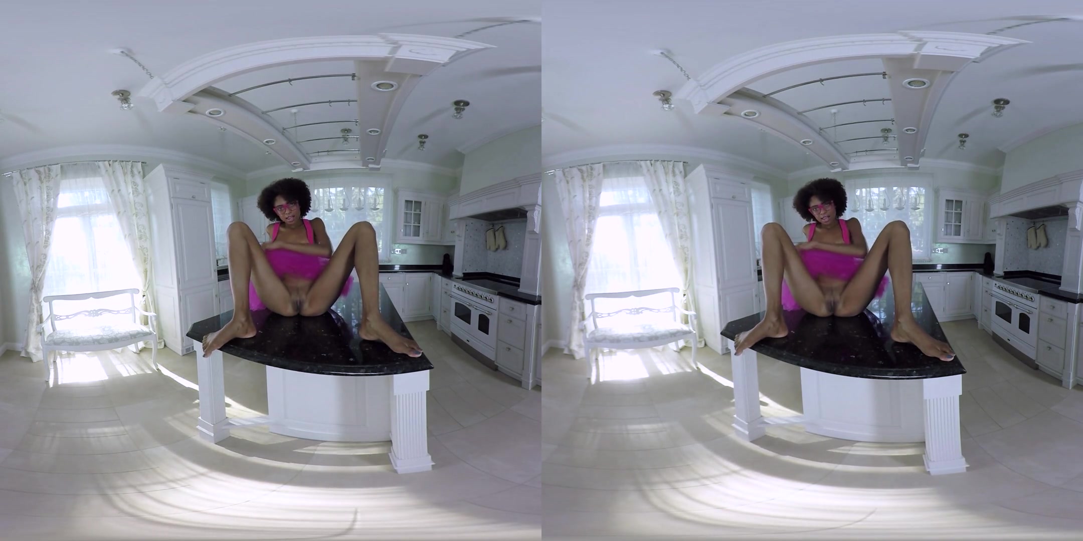 Luna Corazon in Chocolate Candy - RealJamVR