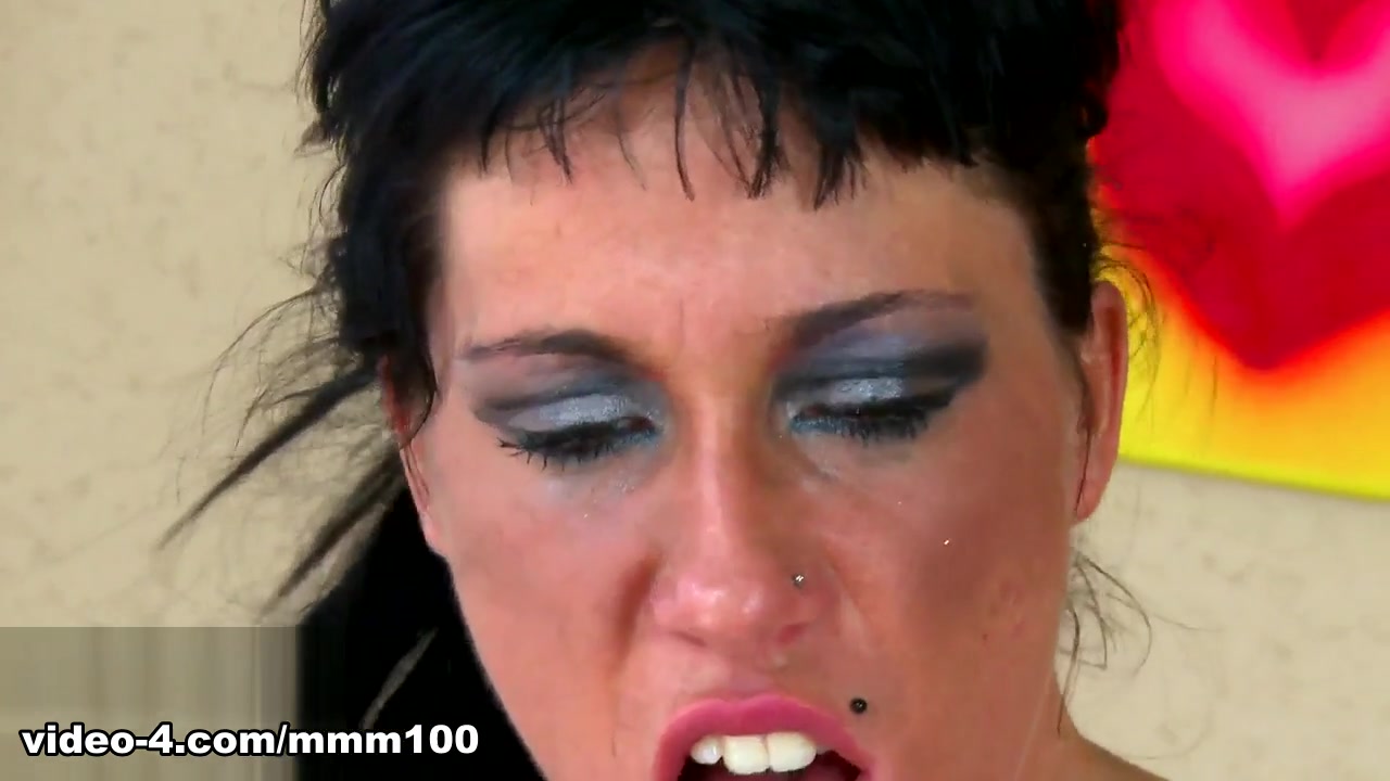 Suhaila Hard & Jorge in Suhaila The Spanish Pornstar Of The Future - MMM100