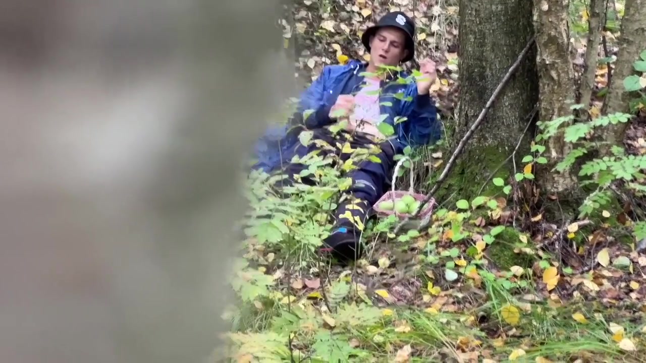 A Guy Followed A Cute Guy In The Woods And Caught Him Jerking Off