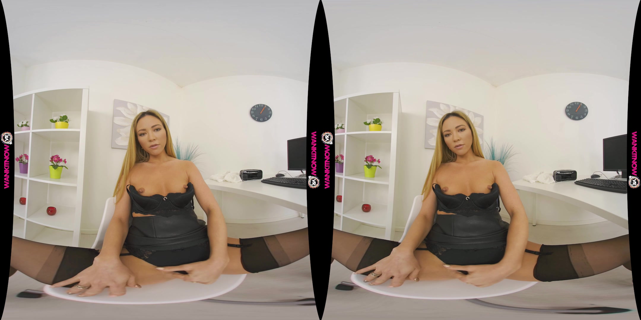 Focus On My Pussy featuring Natalia Forrest - WankitNowVR