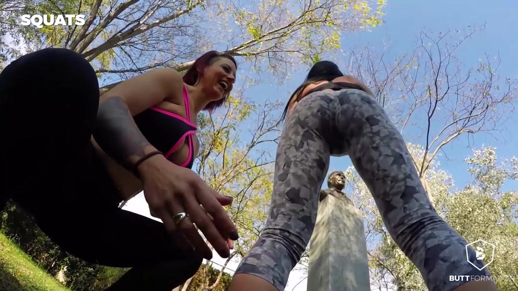 Bianca Resa in Squats - ButtFormation