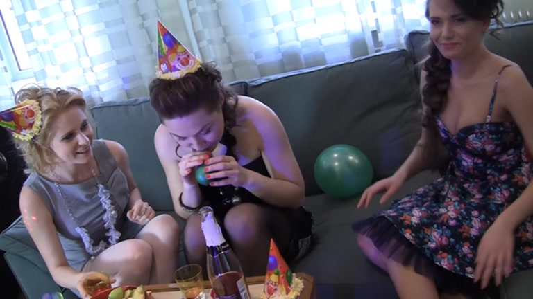 Hawt dancing and wicked masturbation