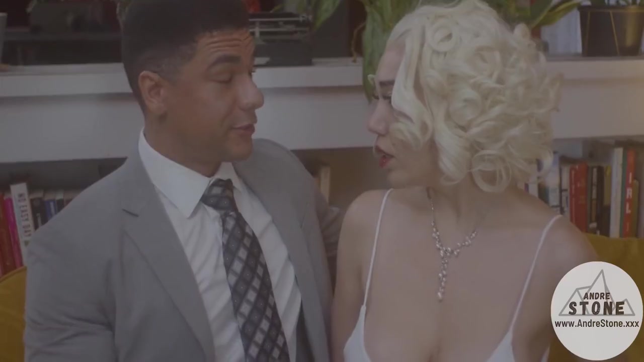 Barack Fucks Marilyn - Parody Ft With Little Puck And Day Light