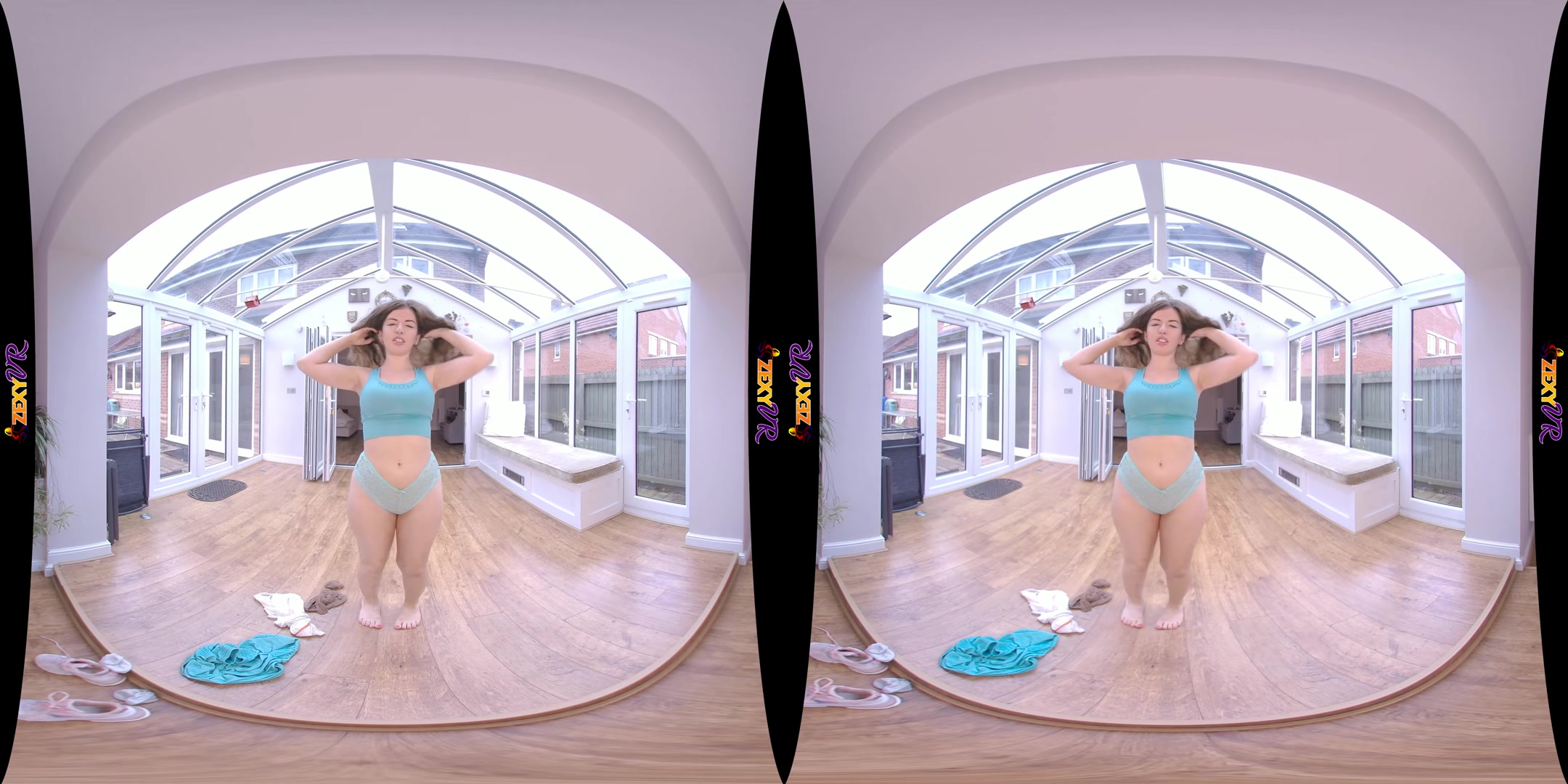 Sexy & Scandalous - ZexyVR