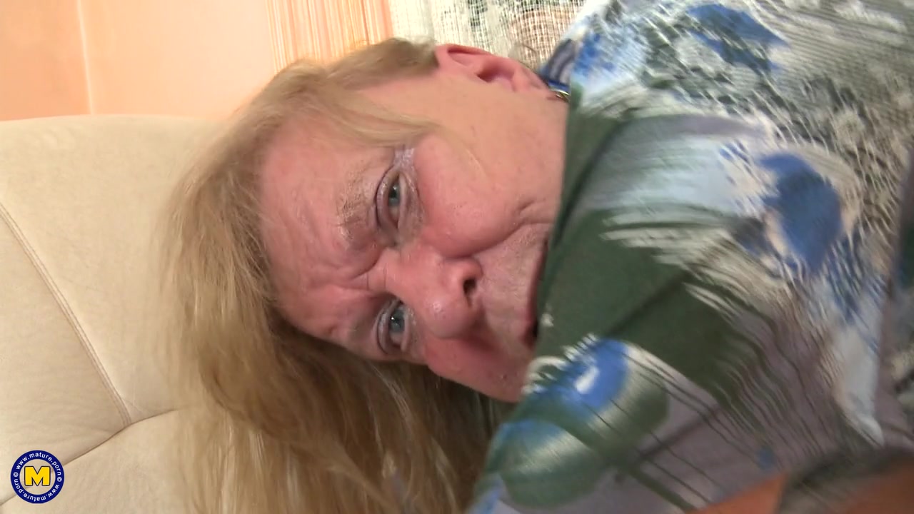 Mature Woman Having Sex With A Toyboy - MatureNL