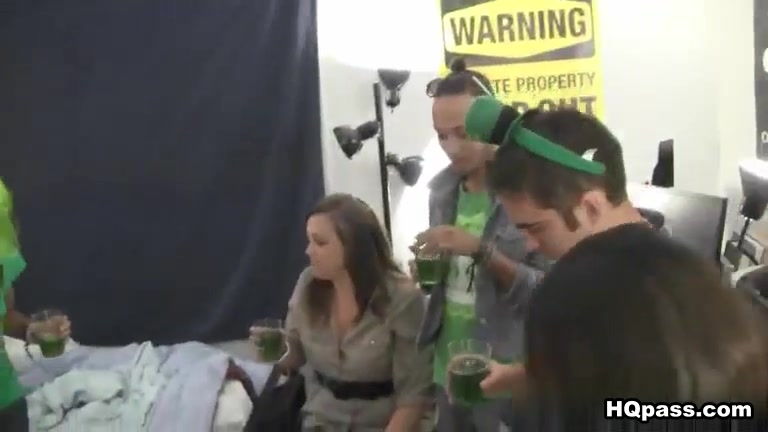 DareDorm : Saint pattys day