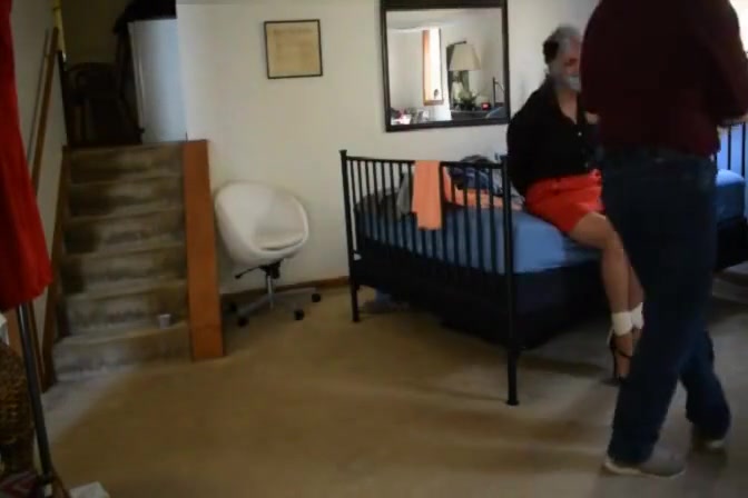 MrGoodCinch Home Invasion 1