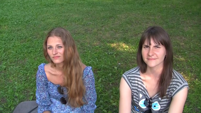Peek girls first real outdoor sex