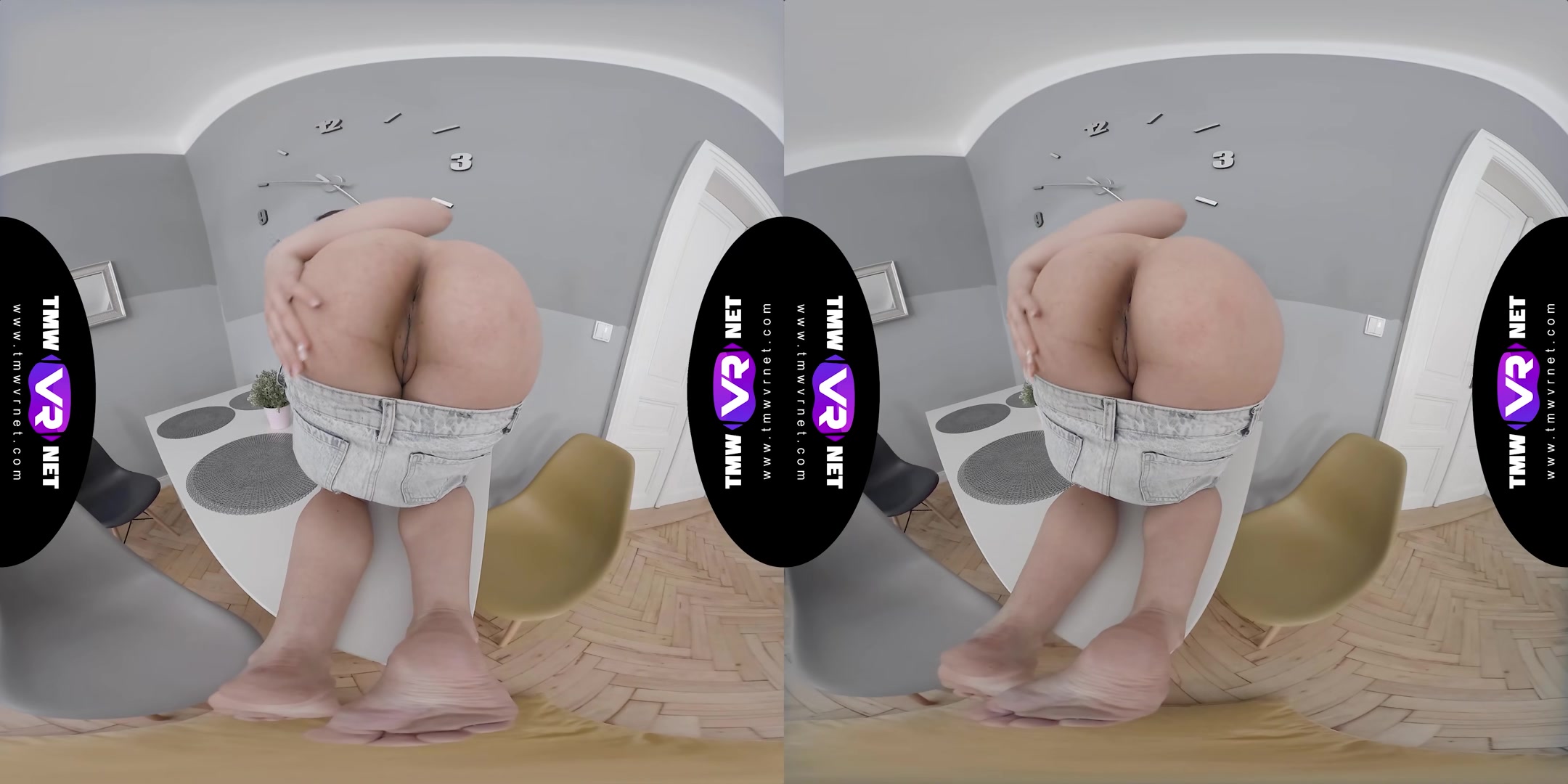 Getting Started By Rubbing Cunt - TmwVRNet