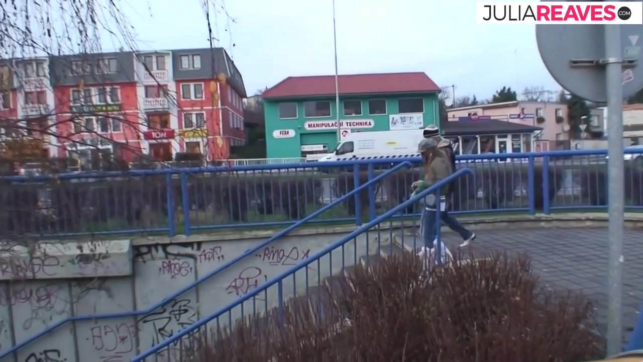 Horny Bitch Gets A Quick Rough Fuck Under The Bridge