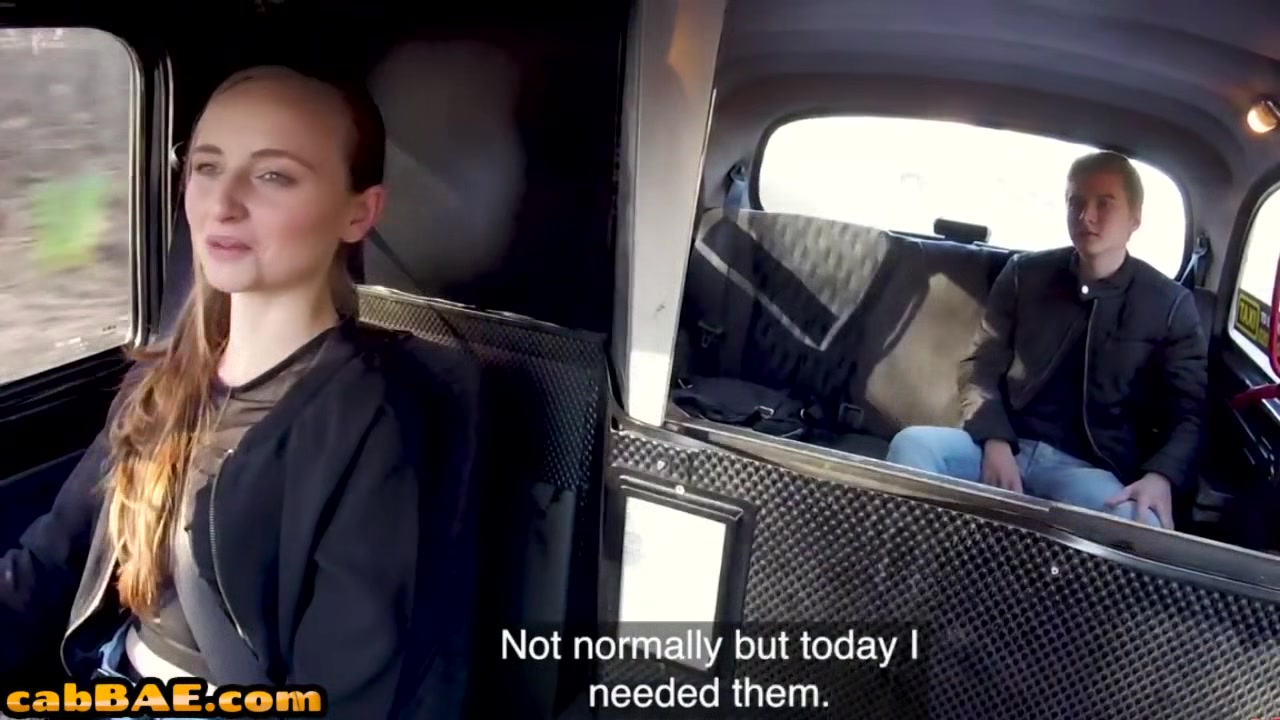 Cute euro cabbie pussyeaten before sideways sex on backseat