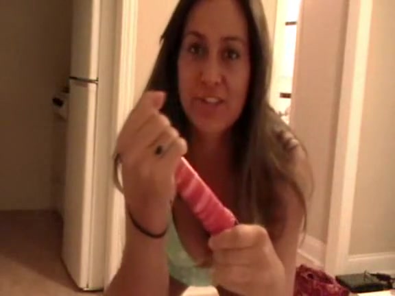 Short lesson from a girl in blue underwear how to treat a cock