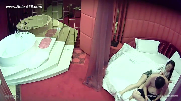 Hackers use the camera to remote monitoring of a lover's home life.256