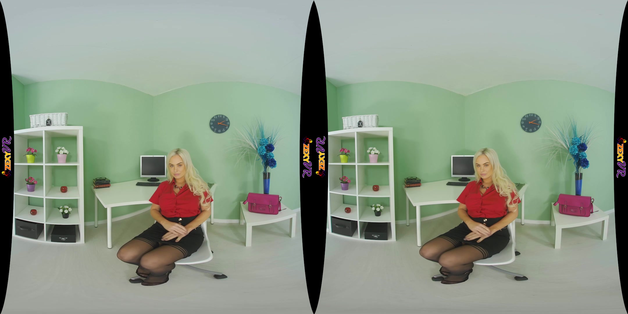 Workin' Hard featuring Louise - ZexyVR