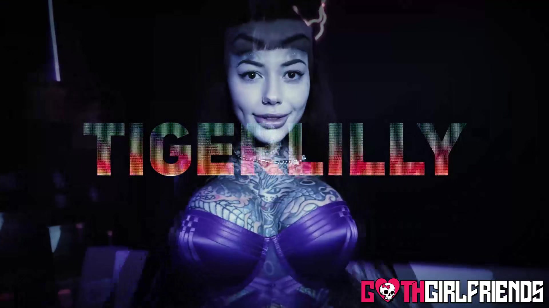 Redhead Tiger Lily Perfect Fuckable Inked Body Gets Banged