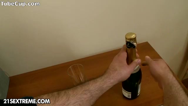 Fisting for the Tip
