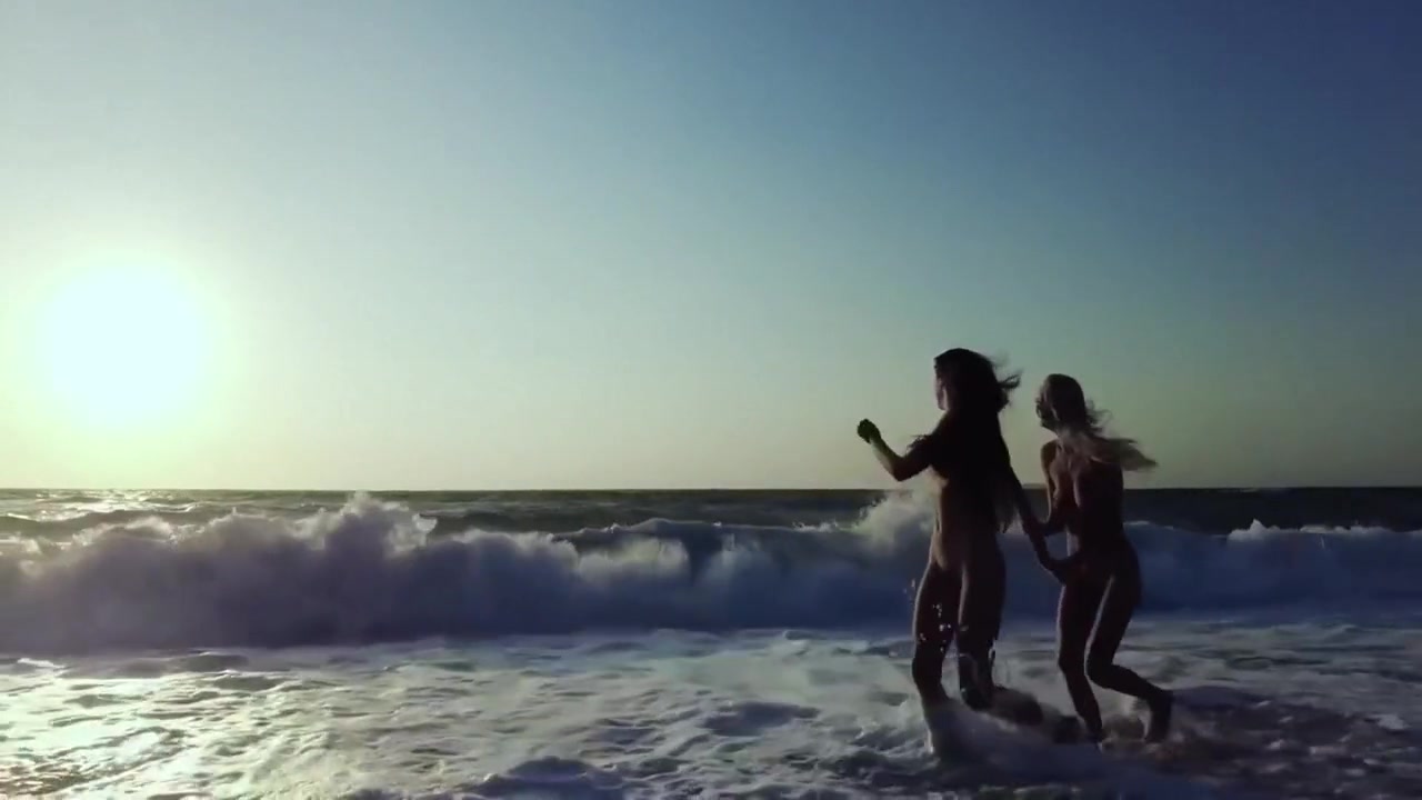 Alissa Foxy - Beach Fun