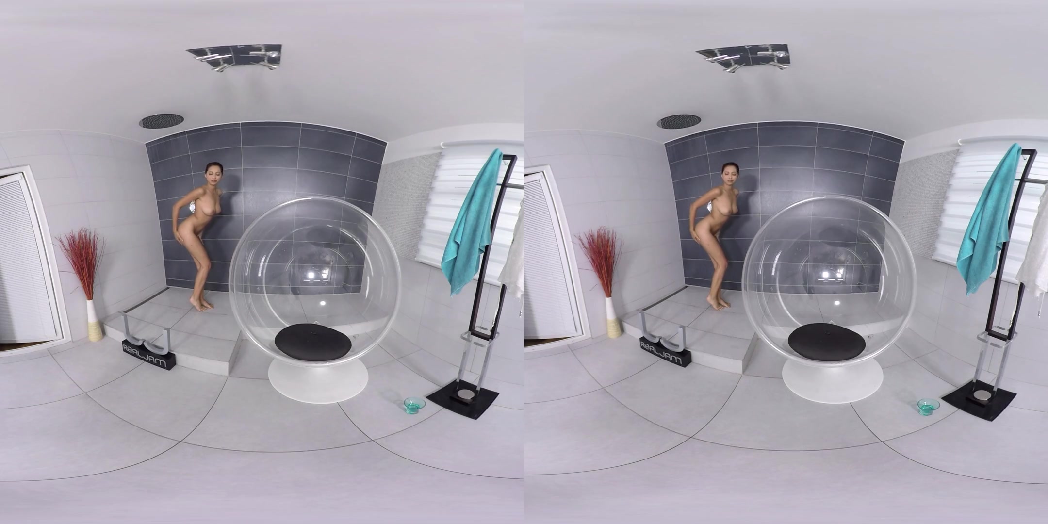 Paula Shy in Amazing Paula - RealJamVR