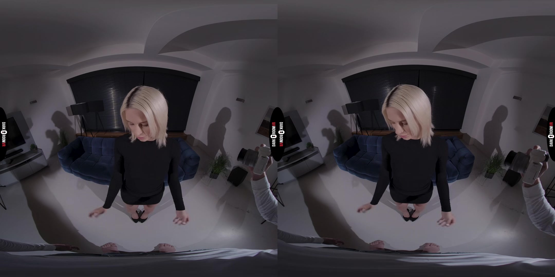 Christy White VR Porn: Strike A Pose - DarkRoomVR