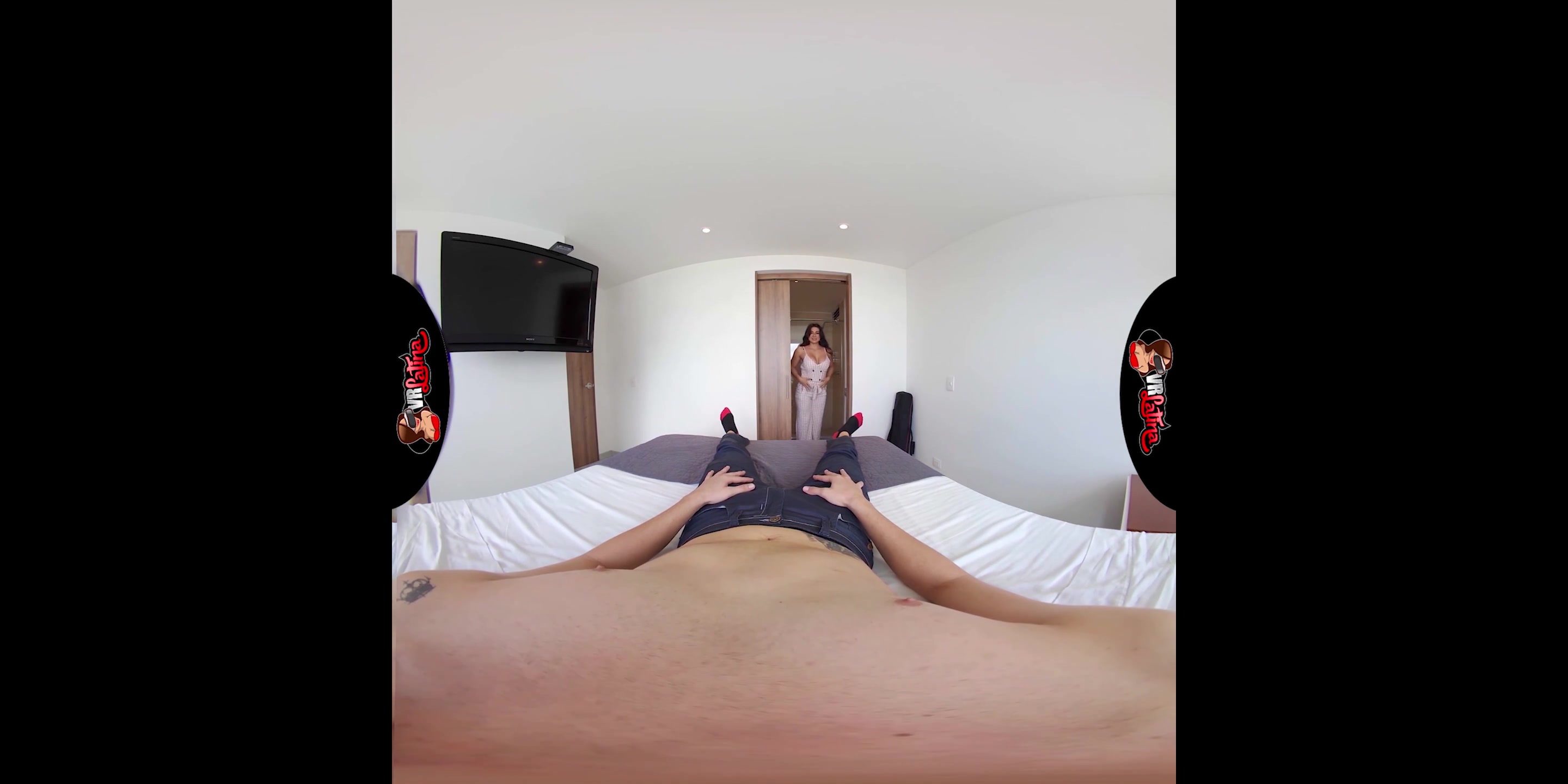 Silvana Reyes in Doorway To Heaven - VRLatina