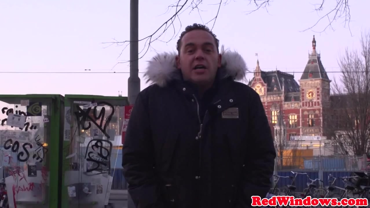 Facialized dutch hooker entertaining tourist
