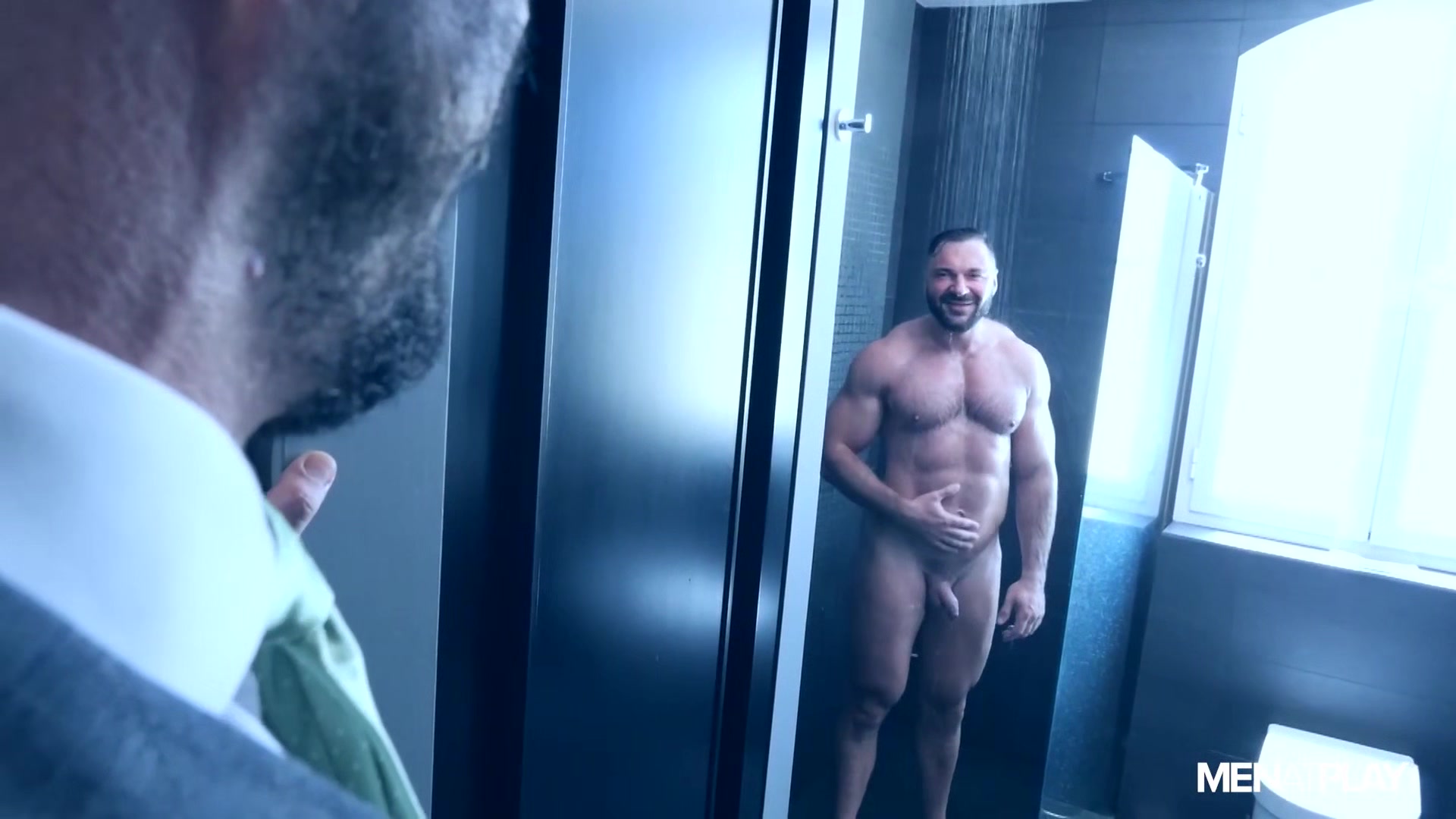 Shower Play - MENatPLAY