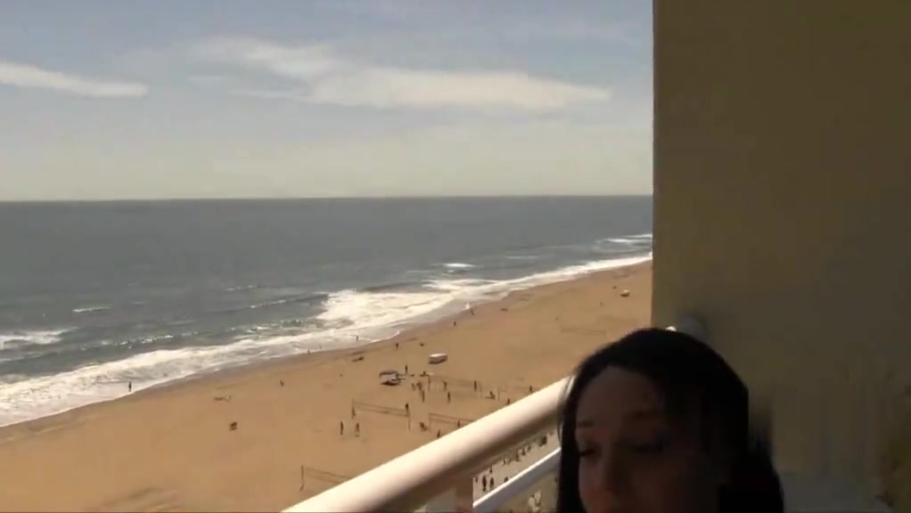 Sexy latina solo