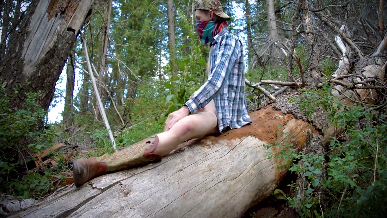 Hunk In Wilderness Wanks His Own Big Dick And Wanks Out Big Cumshot Onto A Fallen Tree. 13 Min