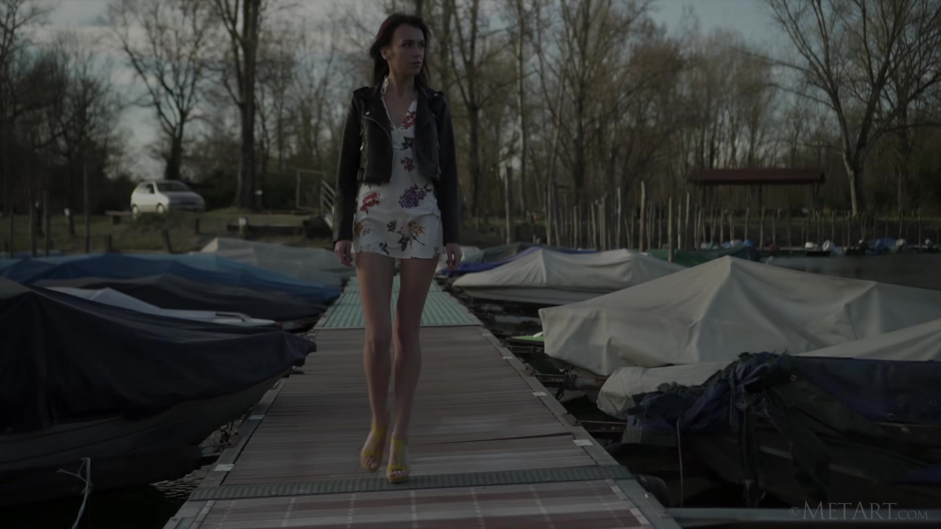 Beauty on Boat - Alice Wonder - Met-Art