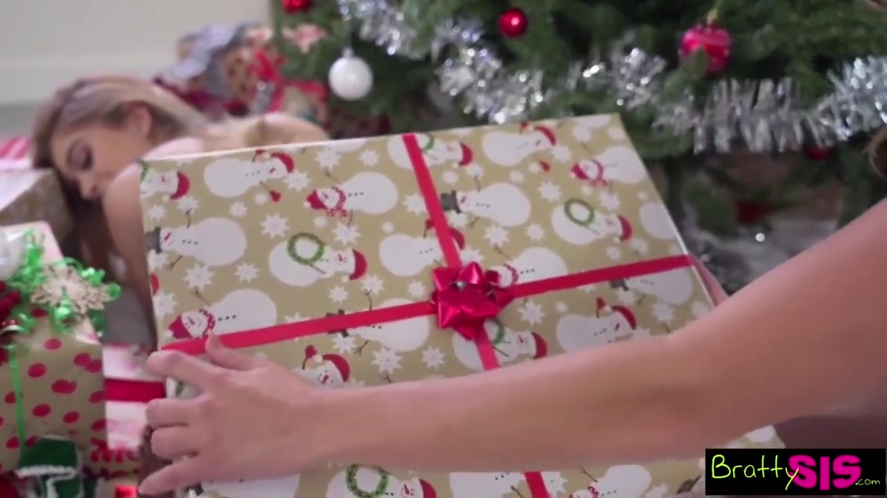 Stepsisters Ass Hole In Box Fucking With Stepbrother
