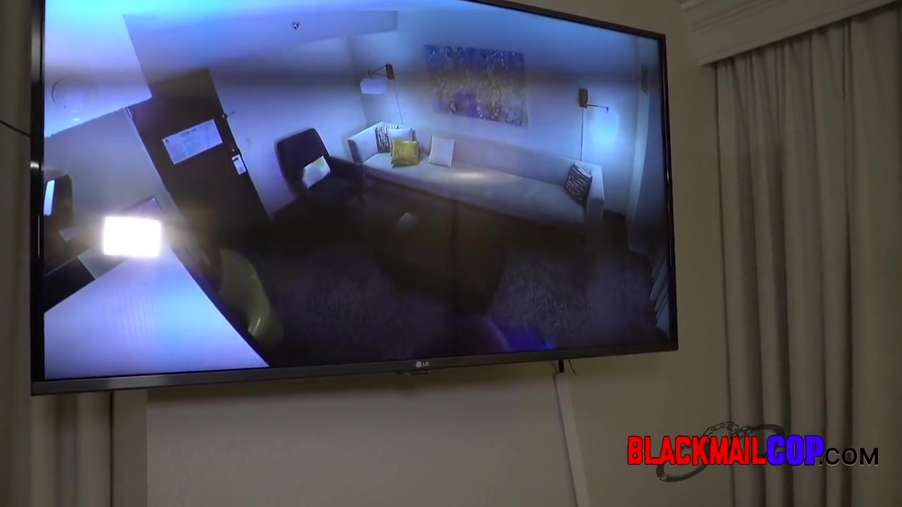 Dark Babe Gets Busted And Fucked By Horny Police Office