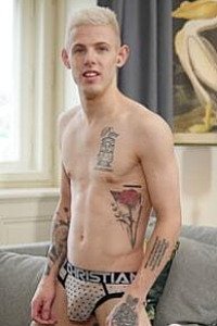Noah Carter