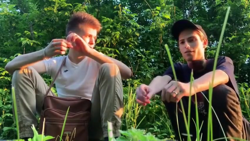 Rubax Video - Help A Friend In The Forest