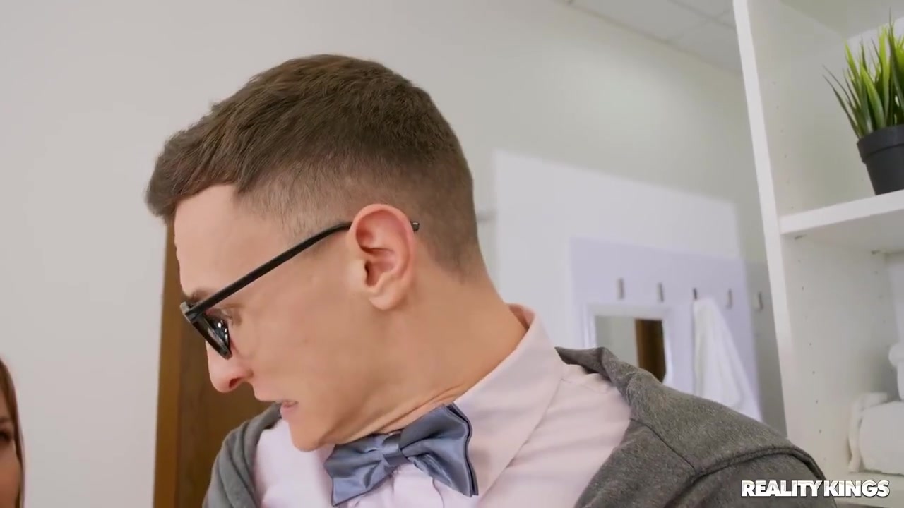 Super-nerd Releases The Kraken For Oily Anal