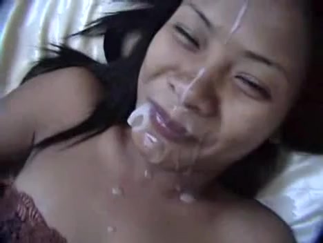 Filipino doll got facialized by a naughty stud